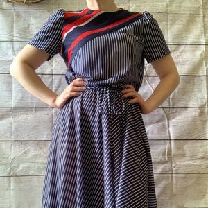 Vintage dress size small